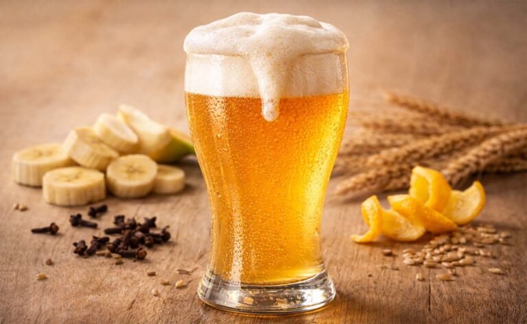 What Is Franziskaner Weissbier? Taste, ABV, History & Food Pairings ...
